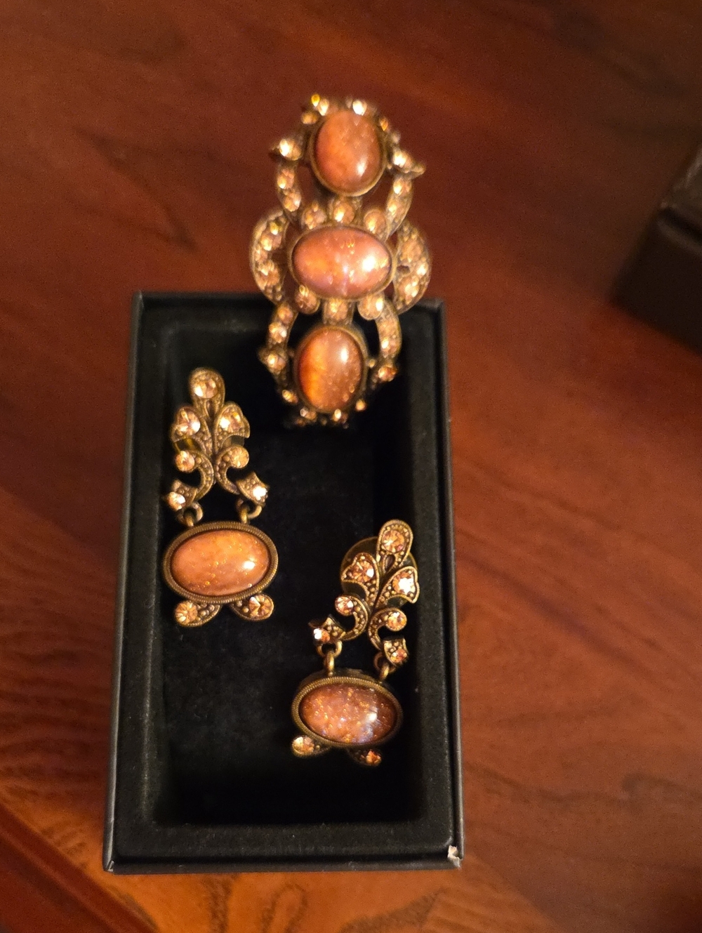 ❤️❤️ Vintage Shelly Copper Orange Tone Cabochon Earrings & Bracelet Set